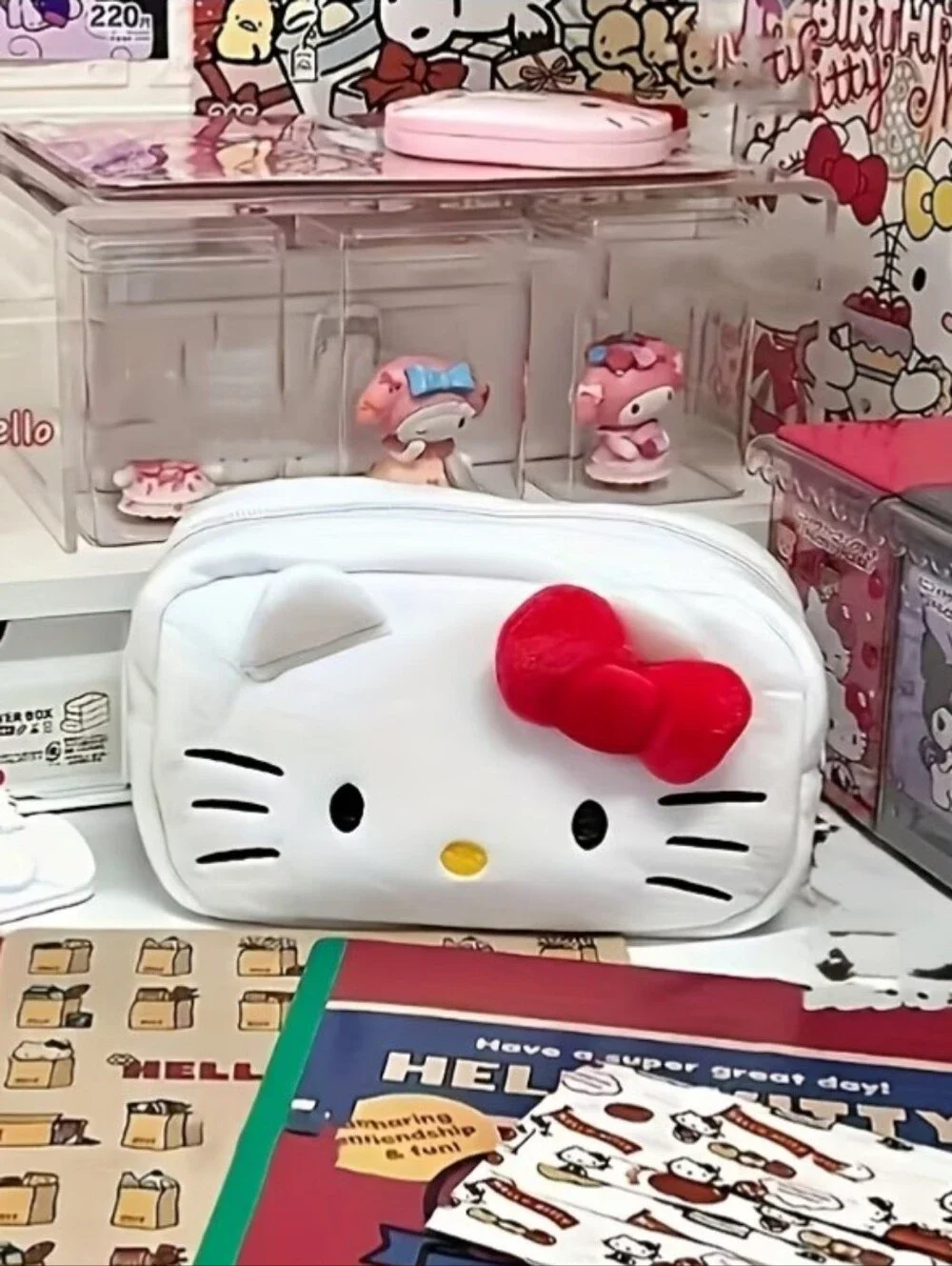 Hello Kitty Cosmetic Bag White